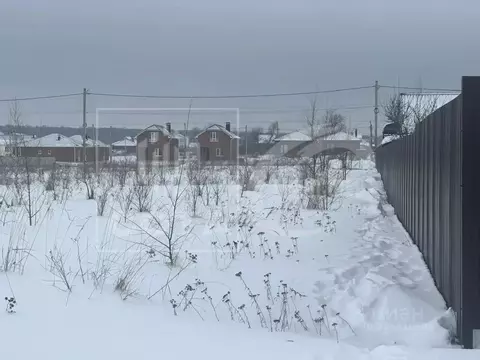 Участок в Воронежская область, с. Новая Усмань ул. Конструкторов, 80 ...