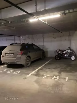 Гараж в Санкт-Петербург бул. Александра Грина, 1 (15 м)