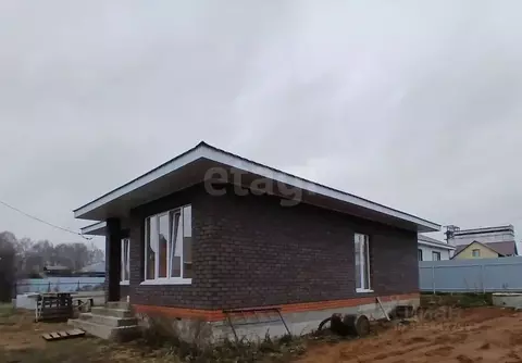 Дом в Башкортостан, Иглинский район, с. Акбердино Центральная ул., 57 ...