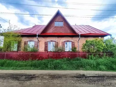 Дом в Омская область, Омский район, Ключевское с/пос, с. Харино ул. ...