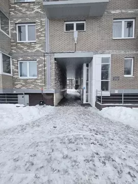 2-к кв. Архангельская область, Архангельск ул. Володарского, 81 (51.6 ...