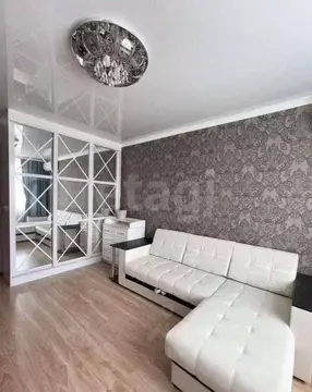 1-к кв. Тюменская область, Тюмень ул. Александра Протозанова, 10 (39.0 ...