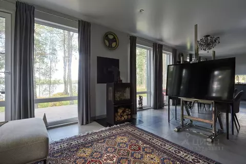 Дом в Ленинградская область, Выборгский район, Гончаровское с/пос, ...