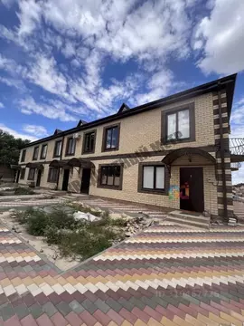 Таунхаус в Калмыкия, Элиста ул. Хомутникова, 118А (63 м)