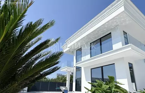 Дом в Сириус, Цветочная улица (280 м)