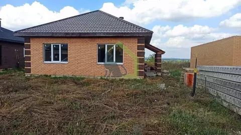 Дом в Самарская область, Сызранский район, Новая Рачейка с/пос, с. ...