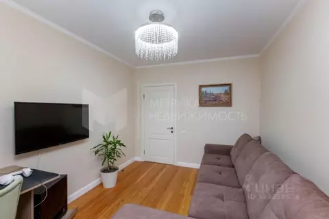 3-к кв. Тюменская область, Тюмень ул. Вьюжная, 10 (90.0 м)