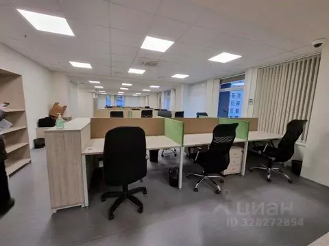 Офис в Санкт-Петербург Уральская ул., 4 (540 м)