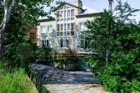 Дом в Краснодарский край, Горячий Ключ Изумрудная ул. (370 м)