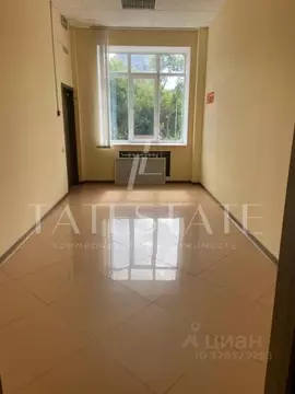 Офис в Татарстан, Казань ул. Космонавтов, 39б (100 м)