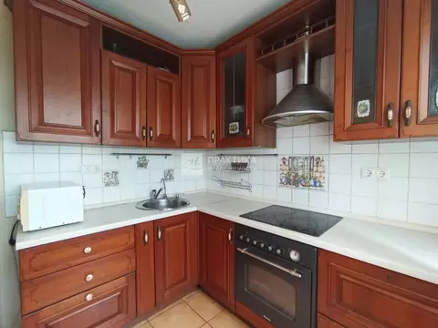 Продается 3-комнатная квартира