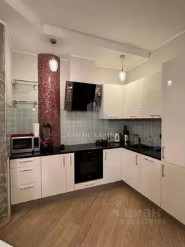 2-к кв. Санкт-Петербург Парадная ул., 3к2 (82.8 м)