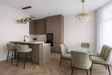 5-к кв. Москва Береговой проезд, 1Б (175.0 м)