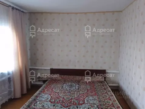 Дом в Волгоградская область, Волгоград ул. Новикова-Прибоя (62 м)