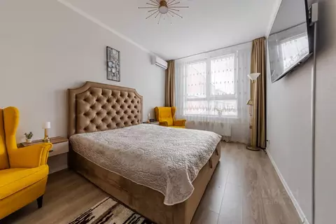 2-к кв. Санкт-Петербург пос. Шушары, ул. Нины Петровой, 8к1 (55.4 м)