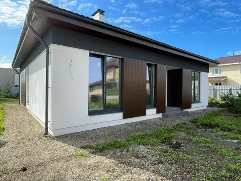 Дом в Свердловская область, Белоярский муниципальный округ, пос. ...