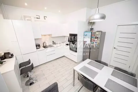 2-к кв. Ростовская область, Новочеркасск Молодежная ул. (60.9 м)