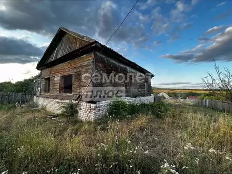 Дом в Самарская область, Сызранский район, с. Заборовка Октябрьская ...