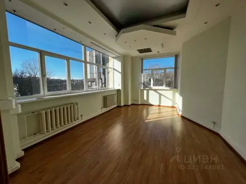 Офис в Санкт-Петербург Чугунная ул., 20 (150 м)