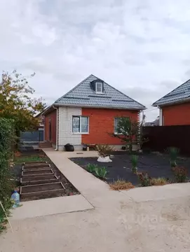 Дом в Краснодарский край, Динской район, Южно-Кубанское с/пос, пос. ...