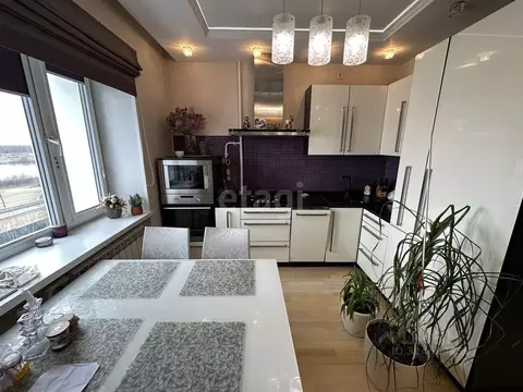 3-к кв. Ямало-Ненецкий АО, Новый Уренгой Молодежная ул., 7Б (60.0 м)