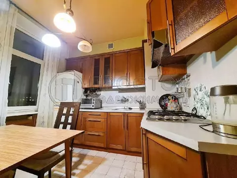 Продается 3-комнатная квартира