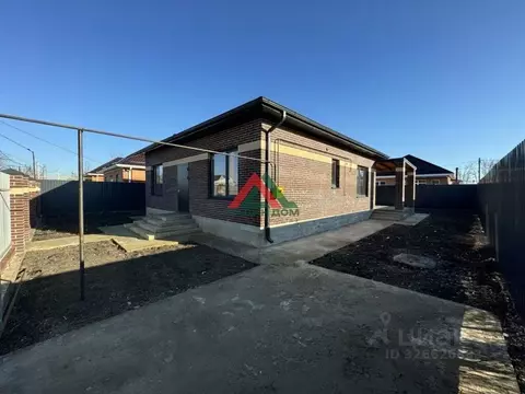 Дом в Краснодарский край, Динской район, с. Красносельское ул. ...