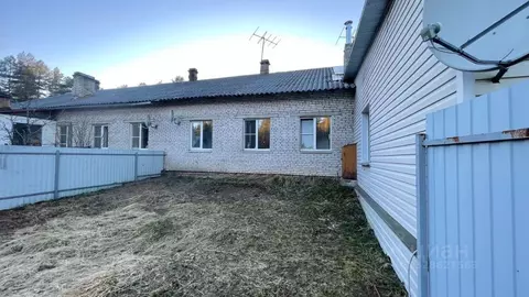 2-к кв. Ленинградская область, Лужское городское поселение, пос. ...