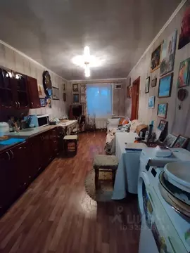 Дом в Саратовская область, пос. Хмелевка ул. Школьная (61 м)