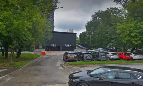 Гараж в Москва Фестивальная ул., 29 (13 м)