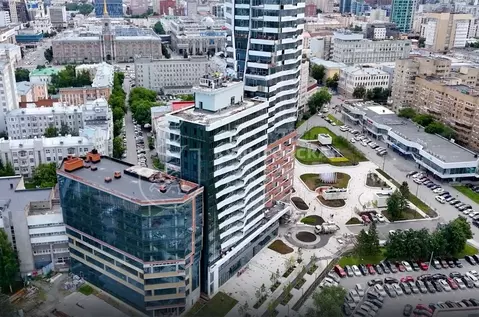 3-к кв. Свердловская область, Екатеринбург пл. Октябрьская, 7 (82.83 ...