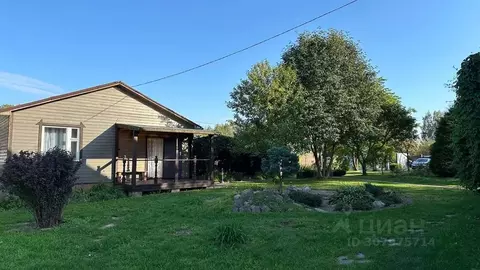 Дом в Ленинградская область, Приозерский район, Раздольевское с/пос, ...