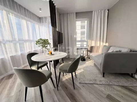 2-к кв. Тюменская область, Тюмень ул. Краснооктябрьская, 14к3 (50.0 м)
