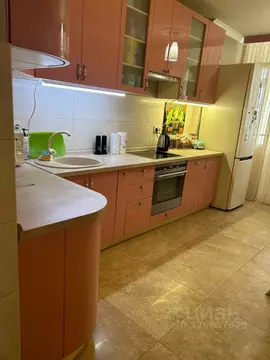 2-к кв. Ростовская область, Батайск ул. Северная Звезда, 2/3 (79.0 м)