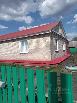 Дом в Самарская область, Исаклы с/пос, с. Исаклы ул. Мелиоративная, 10 ...