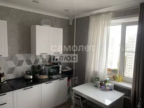 1-к кв. Курская область, Курск просп. Вячеслава Клыкова, 9 (37.5 м)