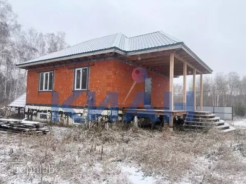 Дом в Красноярский край, Емельяновский район, Шуваевский сельсовет, ...