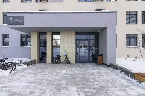 2-к кв. Тюменская область, Тюмень Харьковская ул., 74 (50.8 м)