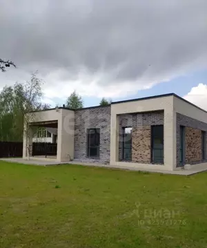 Дом в Московская область, Щелково городской округ, д. Медвежьи Озера ...