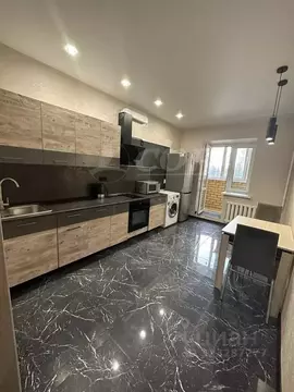 2-к кв. Тюменская область, Тюмень ул. Московский Тракт, 83к3 (75.0 м)