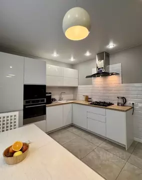 2-к кв. Саратовская область, Саратов ул. Имени С.П. Лисина, 11А (65.5 ...