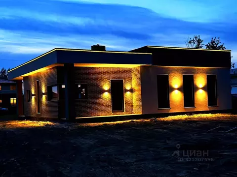 Дом в Калининградская область, Гурьевский муниципальный округ, пос. ...