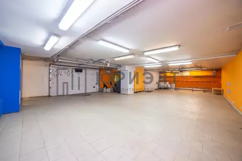 Гараж в Свердловская область, Екатеринбург ул. Белинского, 61 (132 м)