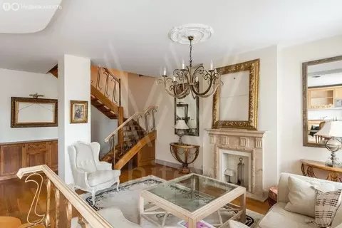 2-комнатная квартира: Москва, Большая Пионерская улица, 20 (100 м)