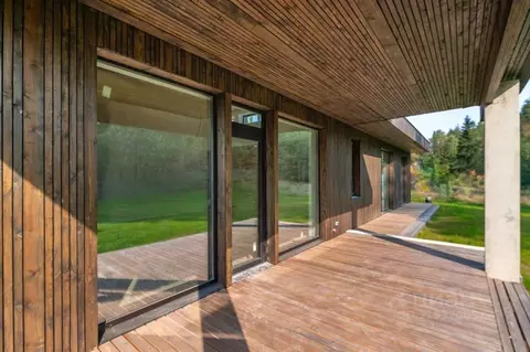 Дом в Ленинградская область, Выборгский район, Первомайское с/пос, ...