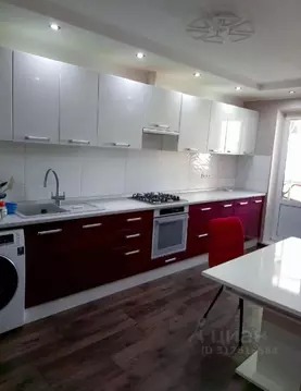 3-к кв. Саратовская область, Энгельс ул. Шурова Гора, 7/1 (80.0 м)