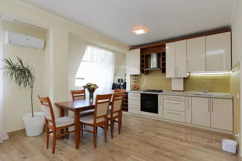 5-к кв. Калининградская область, Гурьевск пер. Ясный, 2 (110.0 м)