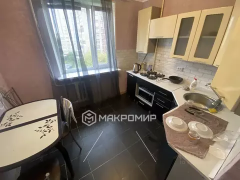 3-к кв. Орловская область, Орел Покровская ул., 28 (70.0 м)