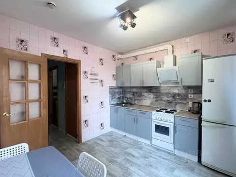 3-к кв. Санкт-Петербург Парашютная ул., 31к2 (73.3 м)
