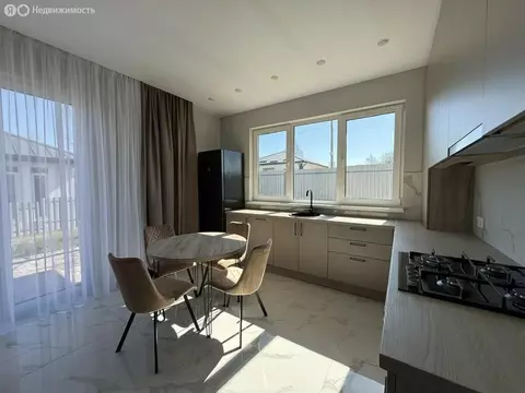 Дом в Калининградская область, Гурьевский муниципальный округ, посёлок ...